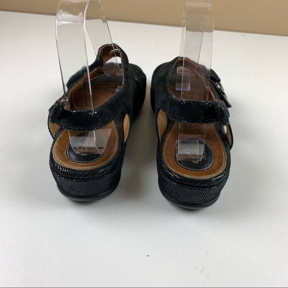CLARKS Artisan I Black Leather I Sandal - Picture 3 of 12